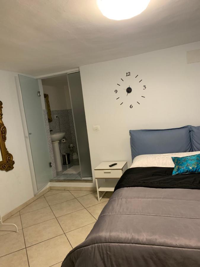 Da Walter,Holiday Home In The Centre Catania Exterior foto
